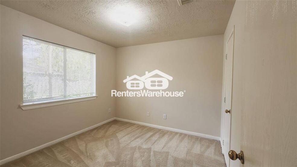 Building Photo - 17022 Pelorus Way