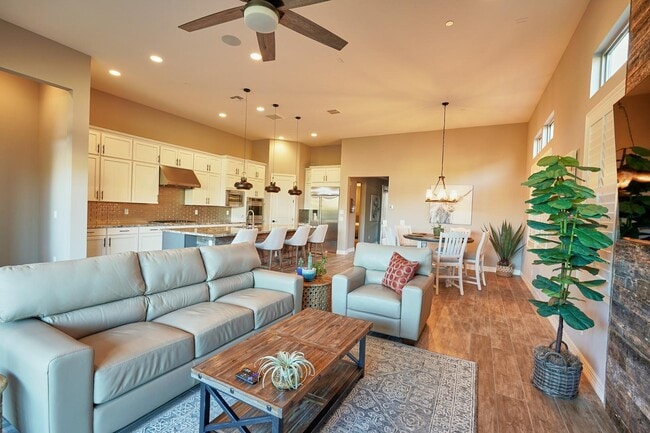 Building Photo - 26627 N 104th Way