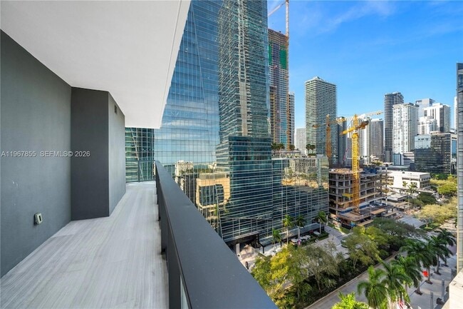 Building Photo - 1451 Brickell Ave