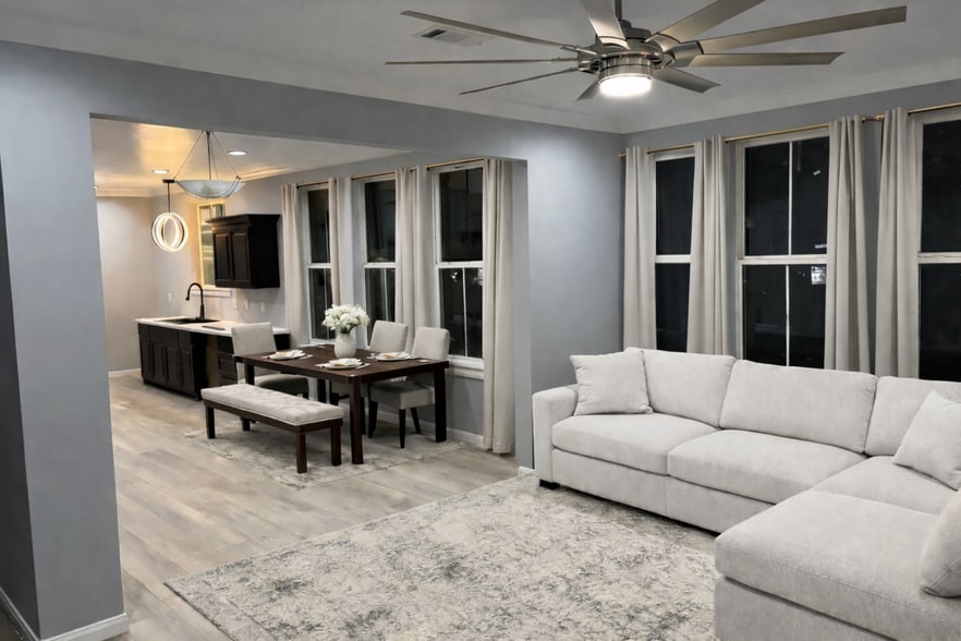 Building Photo - 4809 Longfellow Dr