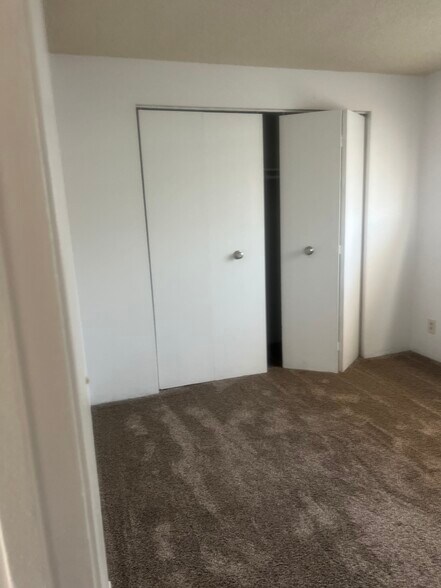 Building Photo - 697 Diamondback Dr