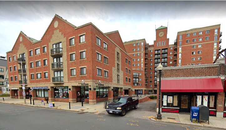Building Photo - 15 North Beacon St