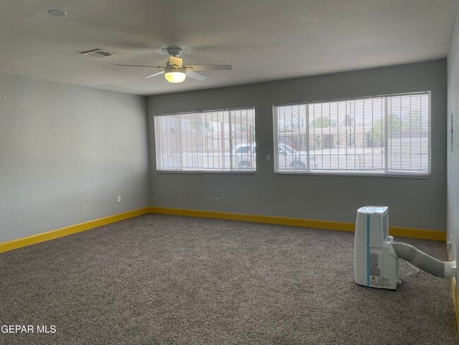 Building Photo - 10604 Fieldrock Ct