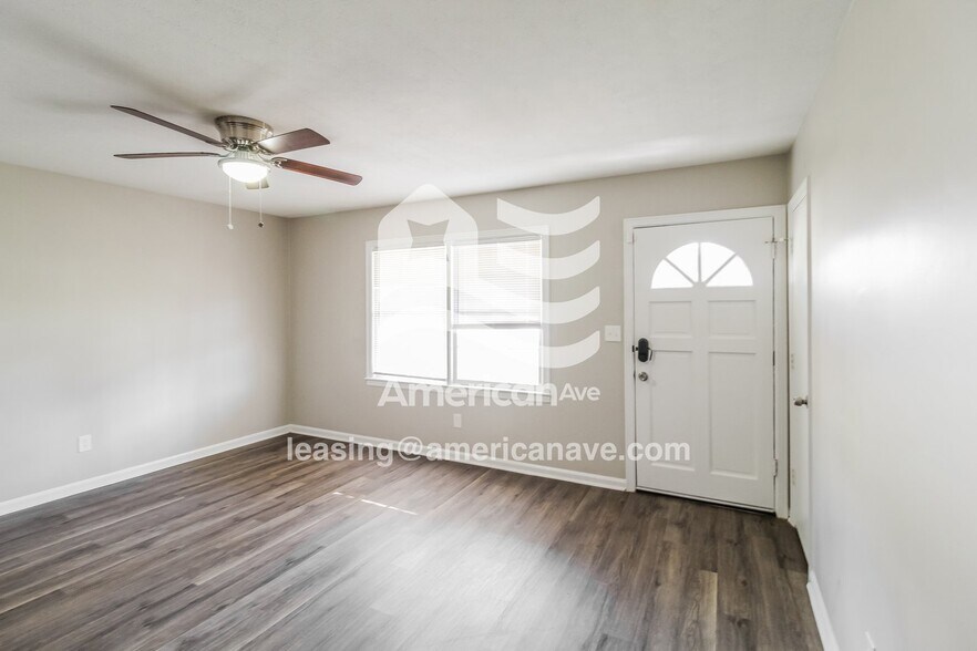 Building Photo - 439 Olsen Ave