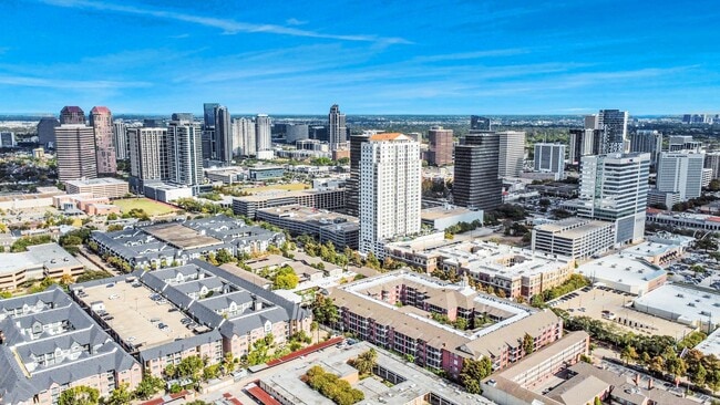 Building Photo - 2400 McCue Rd