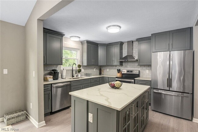 Building Photo - 3270 Higley Rd