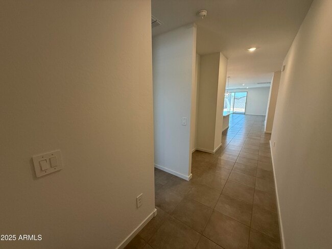 Building Photo - 4166 W Lisa Ln
