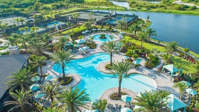 Building Photo - Stunning Pool Home - Artisan Lakes