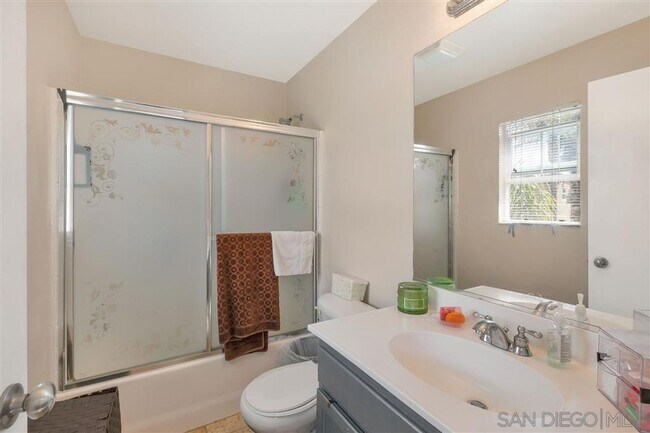 Building Photo - MOVE-IN SPECIAL $500 OFF! Otay Ranch - Gorgeous 2 Bed/2 Bath Condo with Garage