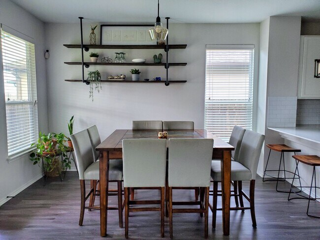 Building Photo - 14120 James Garfield St