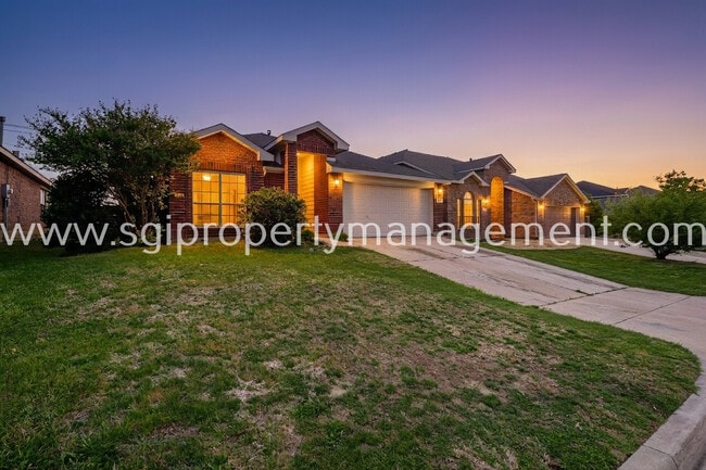 Building Photo - 413 Windy Hill Ln