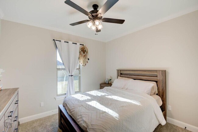 Building Photo - 302 Elbow Slough