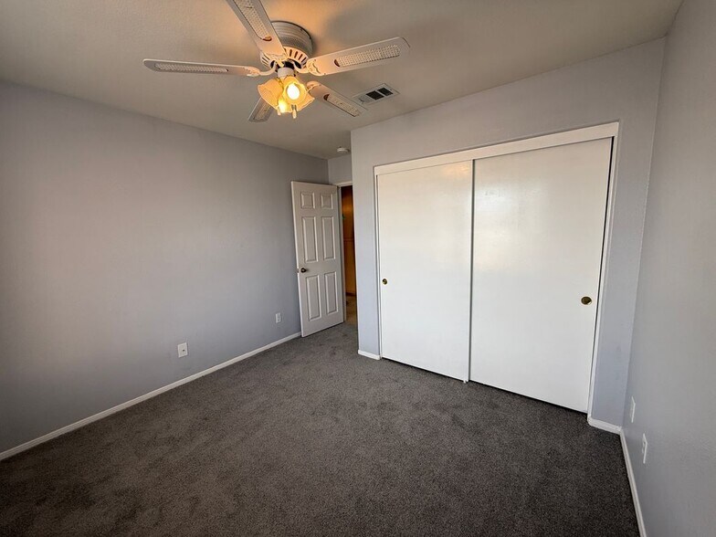 Building Photo - 2981 Peach Tree St