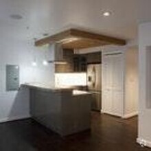 Building Photo - Fantastic Updated 1 bedroom Apartment in A...