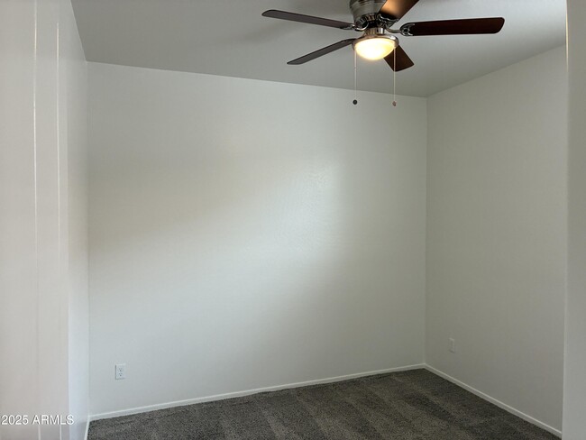 Building Photo - 11749 W Chase Ln