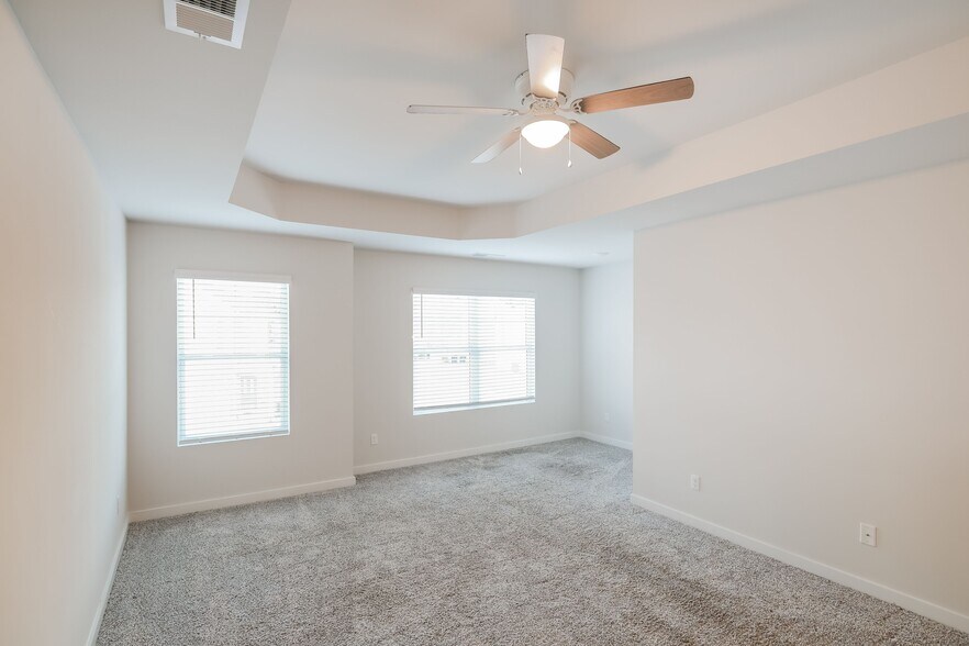Building Photo - 5537 Cathwick Dr