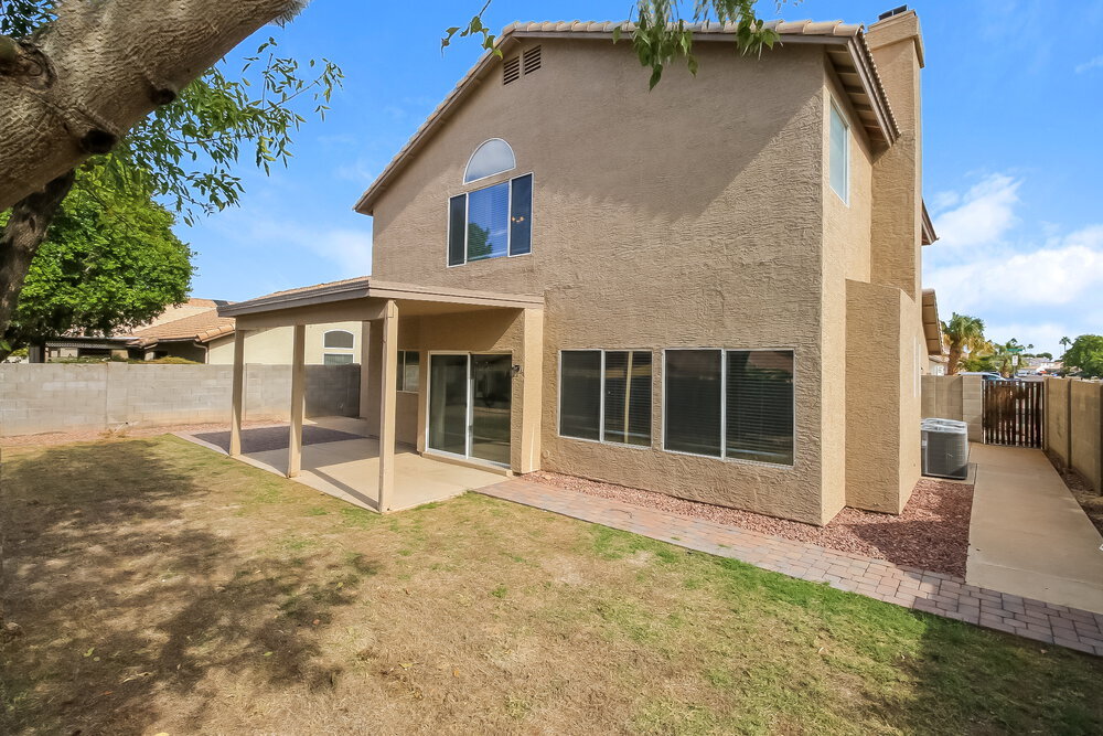 Building Photo - 20 N Nielson Ln