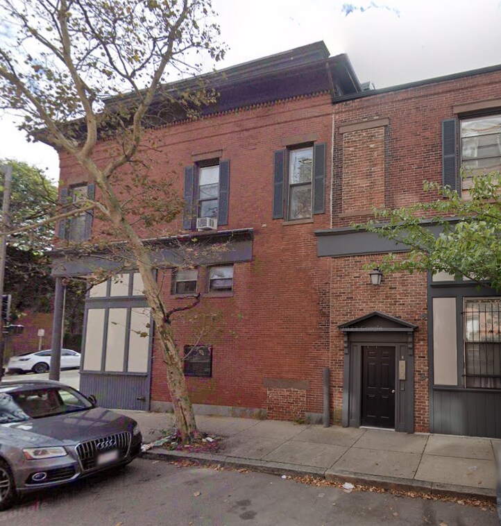 Building Photo - 168 Northampton St