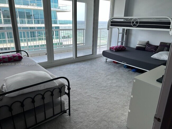 Building Photo - 9341 Collins Ave