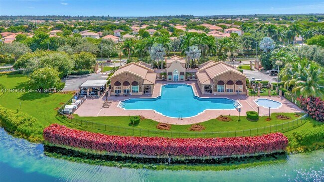 Building Photo - 1192 NE 32nd Ave