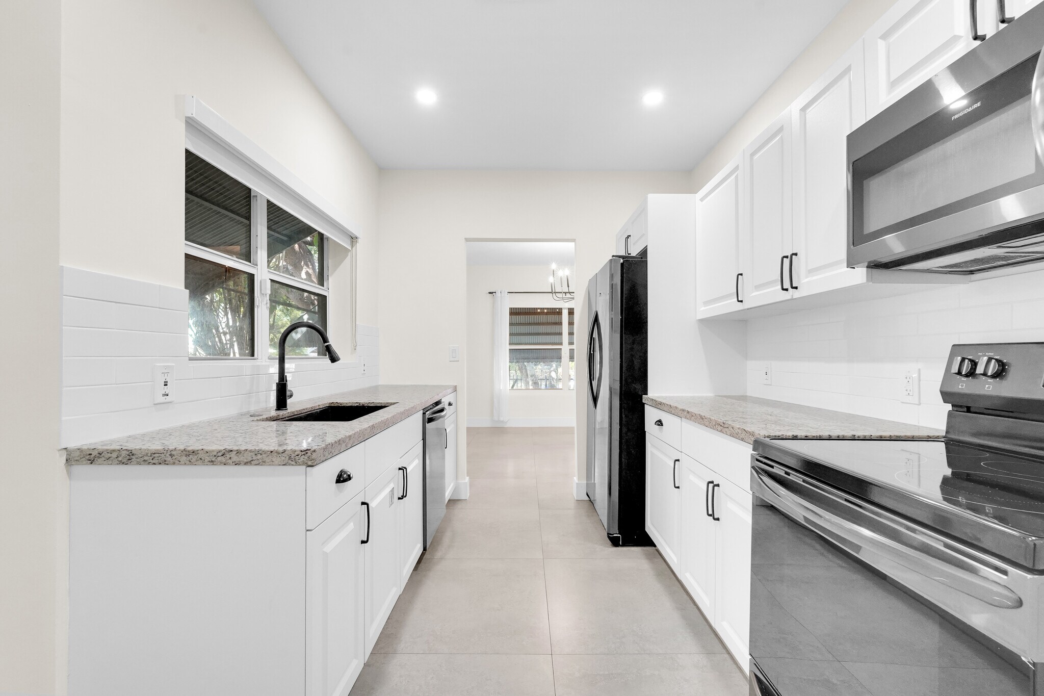 Building Photo - 52 NW 47th Ter