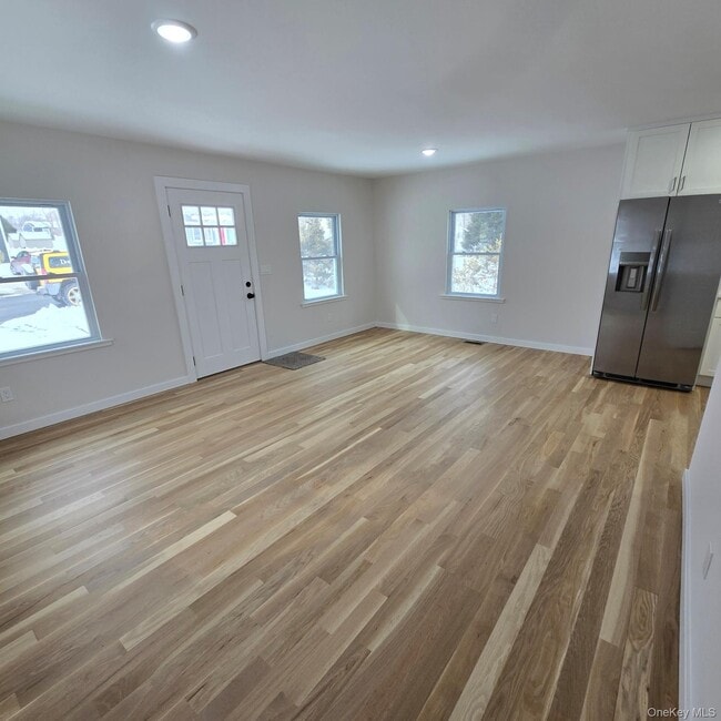 Building Photo - 37 Gould Rd