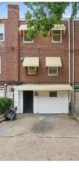 Building Photo - 4034 Lawndale St
