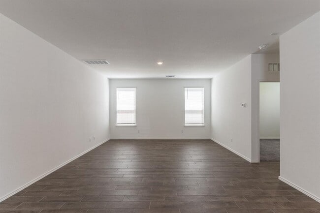 Building Photo - 308 Redonda Dr
