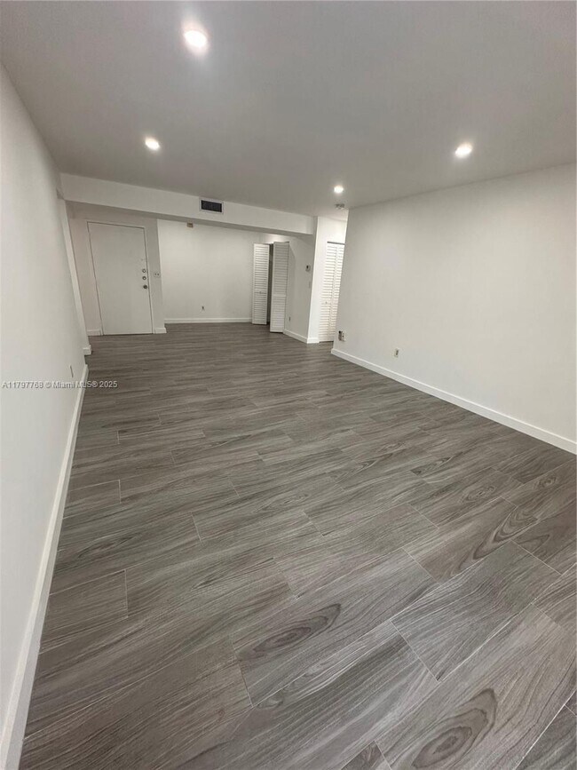 Building Photo - 7705 SW 86th St