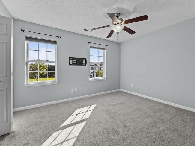 Building Photo - Welcome to Raymond's Landing!
