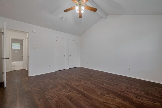 Building Photo - 15331 Peachmeadow Ln