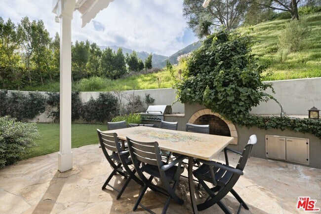 Building Photo - 17795 Cll De Palermo