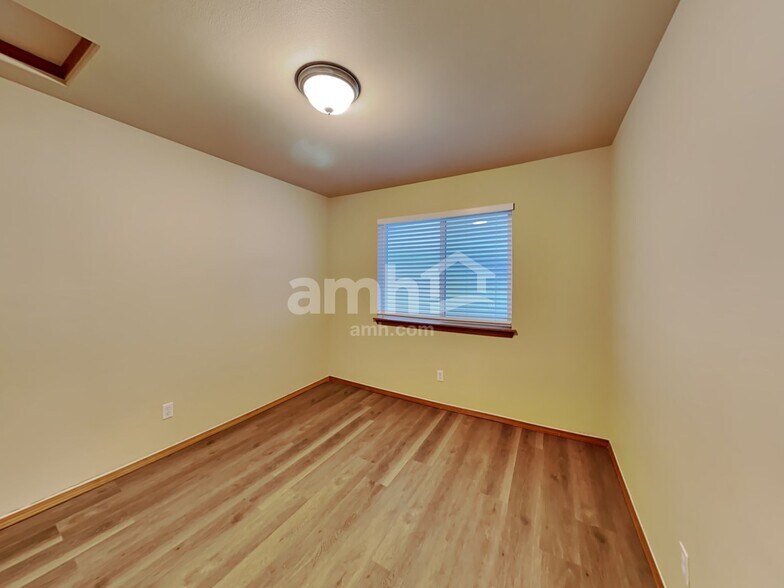 Building Photo - 18010 97th Avenue Ct E