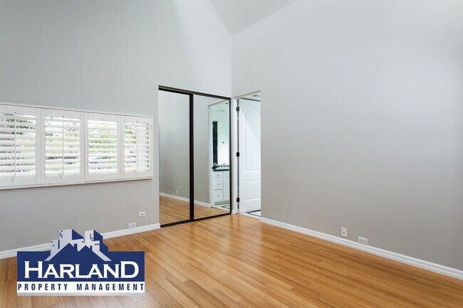 Building Photo - 2610 Inyaha Ln