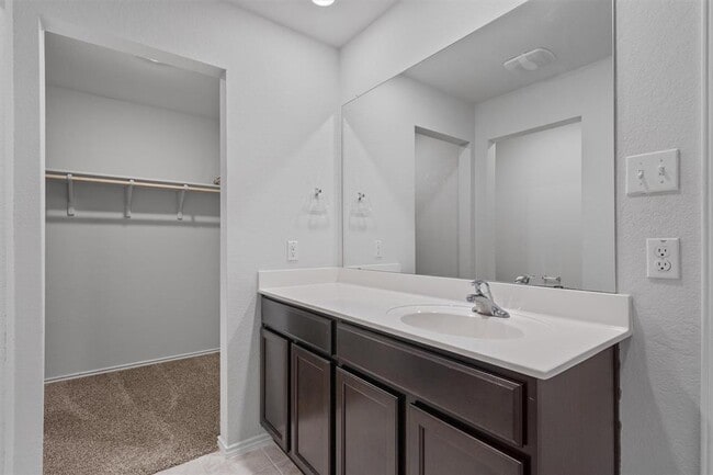 Building Photo - 108 Ragnar Dr