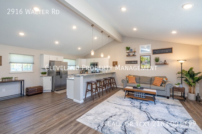 Building Photo - 2916 Walter Rd