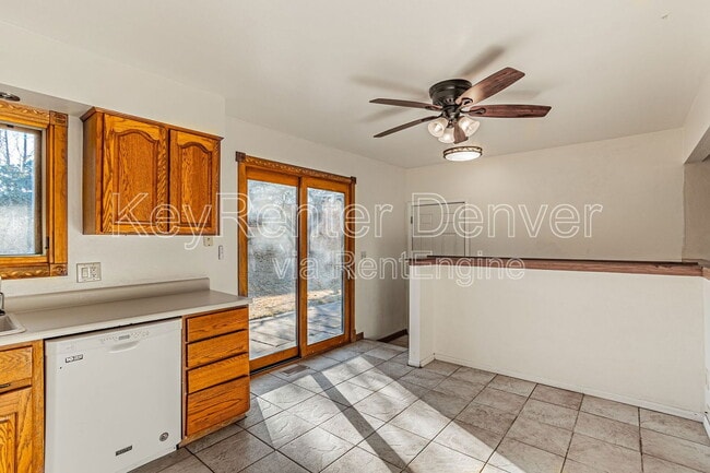 Building Photo - 16508 E Wesley Ave