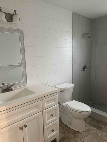 Building Photo - 1207 Garland Ave