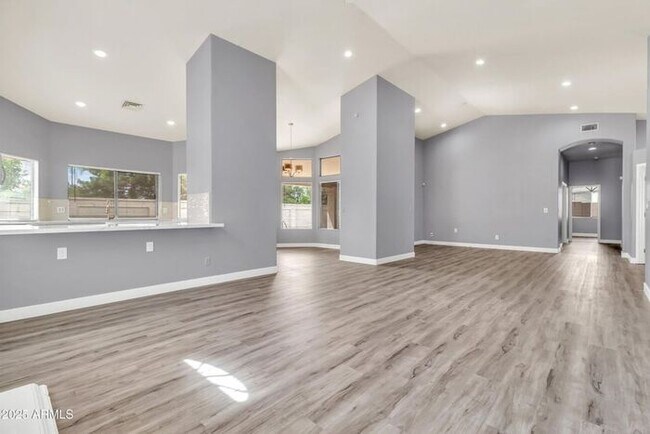 Building Photo - MOVE IN SPECIALS!! 15 DAYS RENT FREE!! Stunning 4beds/2.5baths single-level home in the heart of ...
