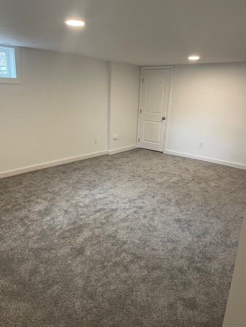 Building Photo - 2217 Elm St