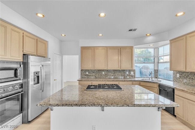 Building Photo - 3986 Windansea St