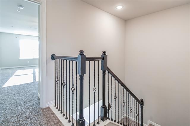 Building Photo - 2328 Greystone Dr