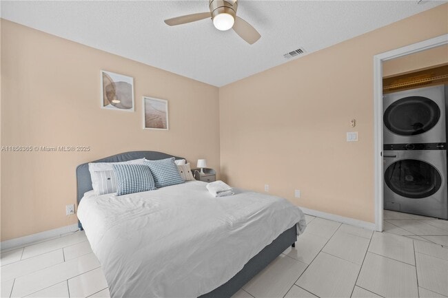 Building Photo - 15712 Woodgate Ct
