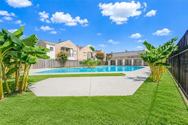 Building Photo - 3741 Thistlemont Dr
