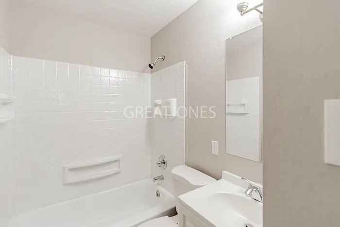 Building Photo - 3024 Chance Dr