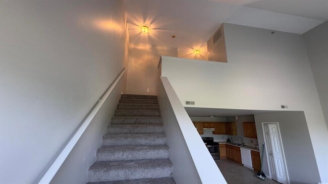 Building Photo - 1426 Crimson Way