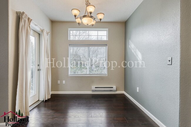 Building Photo - Bright Ground-Floor Condo with Private Patio in Beaverton