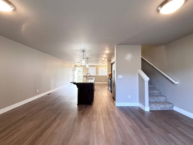 Building Photo - LUXURY TOWNHOUSE; 2 CAR GARAGE, BONUS ROOM...