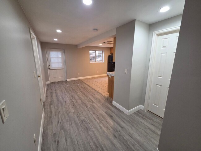 Building Photo - 1534 W 8050 N