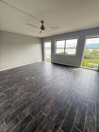 Building Photo - 350 Water St